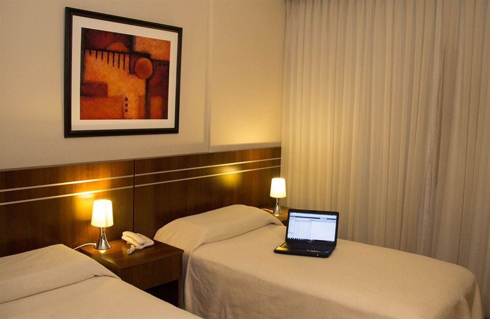 Hotel America مونتيفيديو المظهر الخارجي الصورة