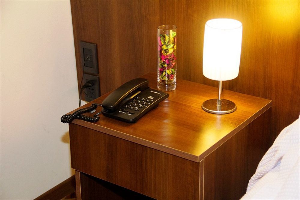 Hotel America مونتيفيديو المظهر الخارجي الصورة
